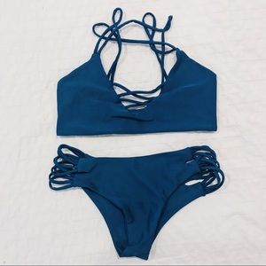 KAOHS Kat Top x Betty Bottom in Fiji